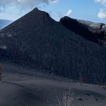 Solo 312 hectáreas del entorno del cono volcánico y de las fajanas del Tajogaite serán protegidas