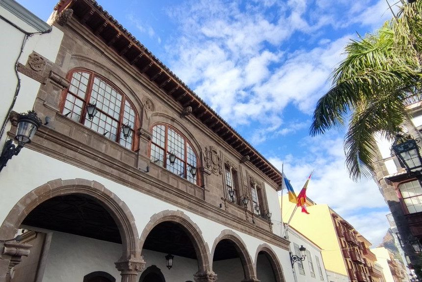 Cruce de reproches entre PSOE y PP en Santa Cruz de La Palma en el último día en que gobiernan juntos