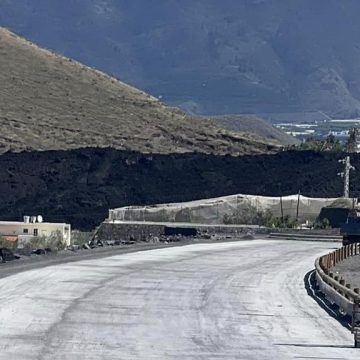 El Cabildo espera tener asfaltada “a mediados de julio” la carretera entre La Laguna y Las Norias