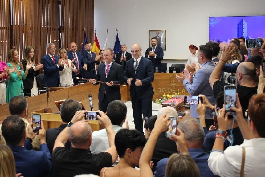 Pleno de constitución del Cabildo. La crónica de El Periódico de La Palma