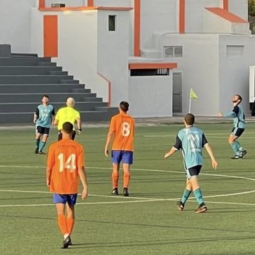 La Federación de Fútbol sanciona con 120 euros al Unión Breñas al no presentarse a un partido tras fallecer un futbolista de su plantilla