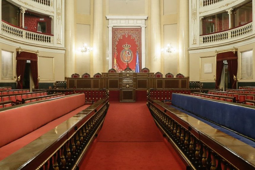 Solo una mujer ha sido elegida senadora por La Palma desde 1977