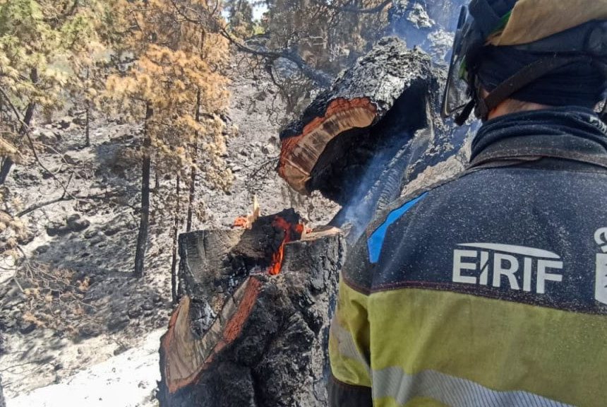 Solo uno de los “puntos calientes” del incendio sigue activo