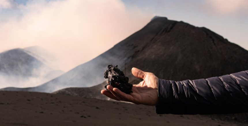 El estudio del magma del volcán de La Palma puede ayudar a pronosticar el fin de una erupción