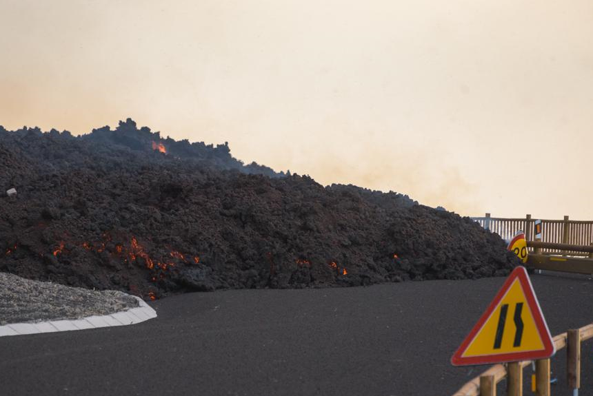 El 29 de diciembre podrían comenzar los trabajos sobre las coladas en la LP-2, según Sergio Rodríguez