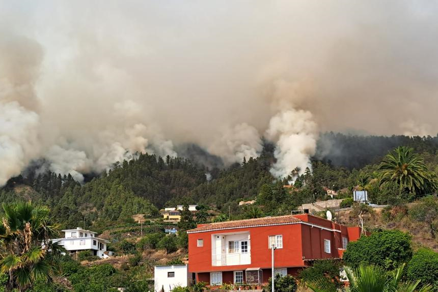 La dirección de la emergencia ordena la evacuación del municipio de Puntagorda