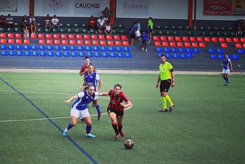 FORMATO ARGUAL FEMENINO El C.D. Argual lidera su grupo en la Tercera Federación de Fútbol Femenino