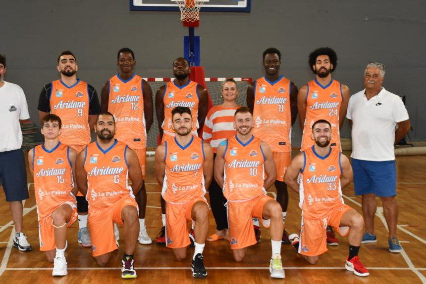 FORMATO CB ARIDANE Victoria del C.B. Aridane (63-90) en la primera jornada de la Liga EBA