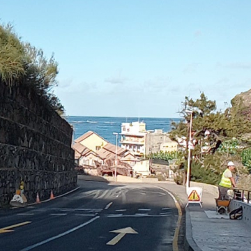 El Cabildo reabrirá este jueves de forma parcial la carretera de acceso al Puerto de Tazacorte por la LP-2