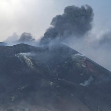 Un total de 42 personas vive en hoteles dos años y dos meses después de la erupción volcánica