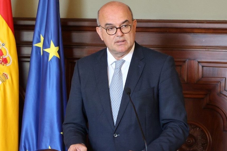 FORMATO PESTANA DELEGADO Anselmo Pestana seguirá como delegado del Gobierno de España en Canarias