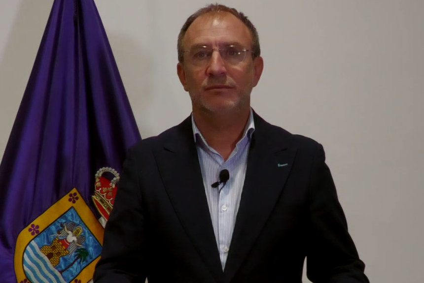 SERGIO RODRIGUEZ FORMATO NAVIDAD Sergio Rodríguez recuerda «la solidaridad ejemplar que recibimos de todos los lugares cuando el último volcán»