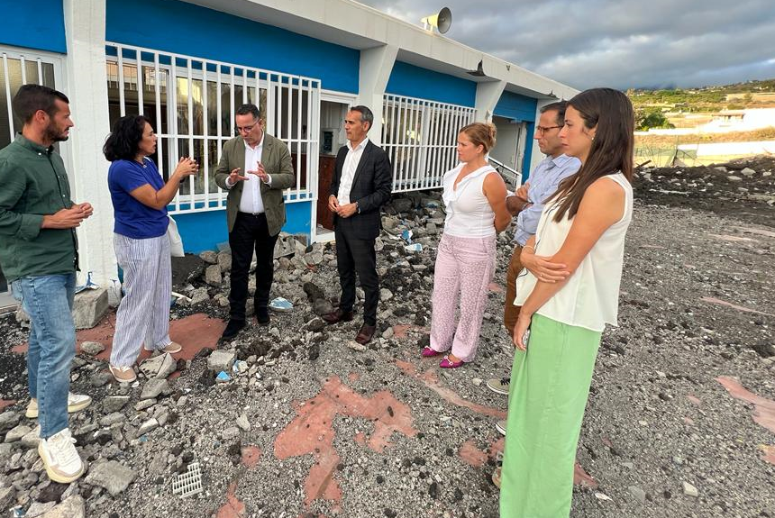 FORMATO CEIP LA LAGUNA Familias y vecinos comienzan a recoger firmas para la reconstrucción del Colegio de La Laguna