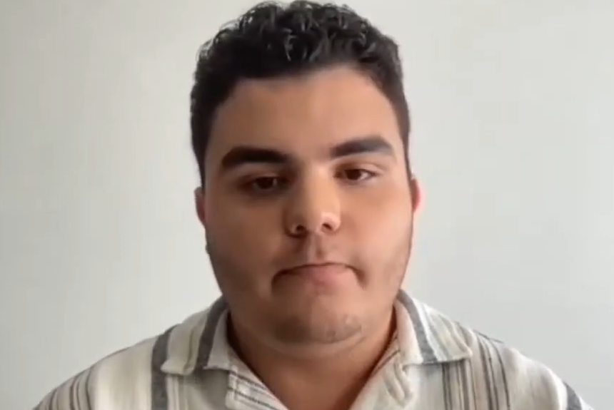 FORMATO ANDRES PAZ PAIS El ex presidente de Juventudes Socialistas defiende que la isla “siga siendo el dique de contención ante el turismo de masas”