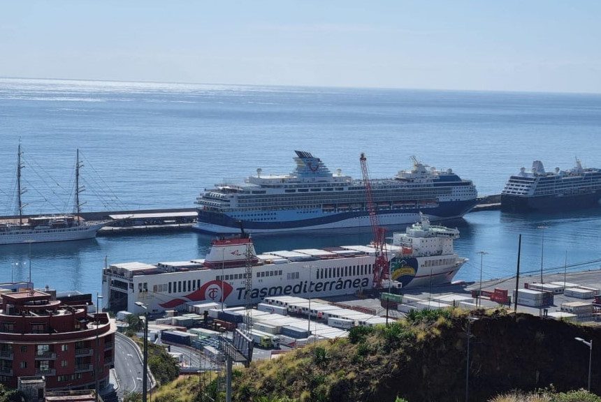 FORMATO PUERTO DE SANTA CRUZ DE LA PALMA El paro baja en La Palma en marzo en 232 personas