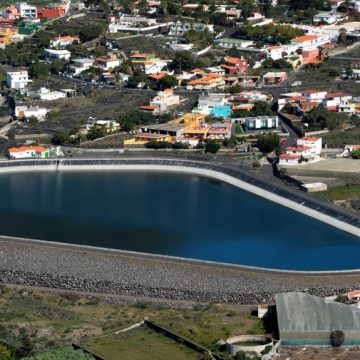 Las balsas del Consejo Insular almacenan 2,4 millones de pipas de agua menos que hace dos años