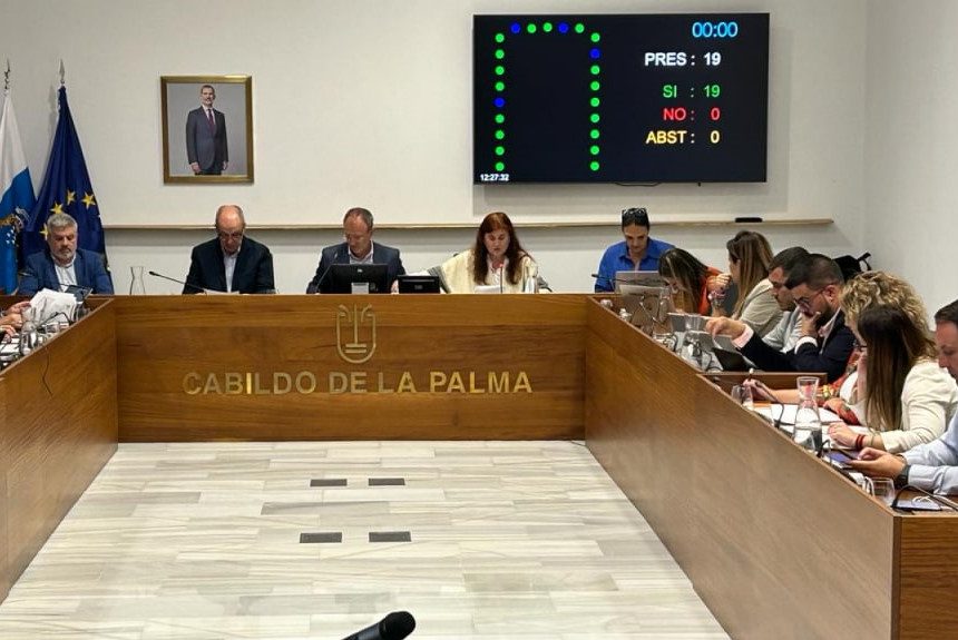 FORMATO PLENO CABILDO LA PALMA 10 05 2024 CC, PP y PSOE defienden la necesidad de más infraestructuras turísticas para La Palma