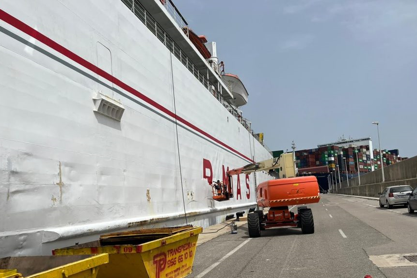 FORMATO VOLCAN TAUCE ALGECIRAS El ruido podría volver al puerto de Santa Cruz de La Palma con la llegada del Volcán de Tauce de Armas