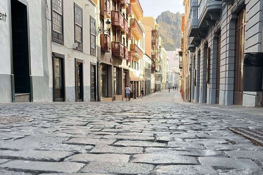 FORMATO CALLE REAL SPC El agua subirá casi un 6% y el alcantarillado más del 12% este año en Santa Cruz de La Palma