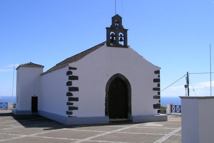 El vaciado y la limpieza del depósito que abastece a San Andrés y Las Lomadas retrasará el restablecimiento del consumo directo agua