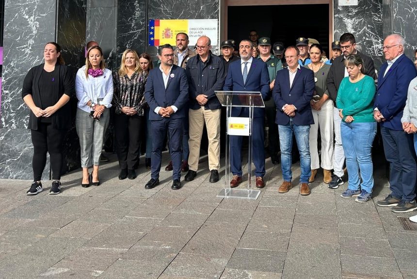 Las instituciones conmemoran el Día Internacional de la Eliminación de la Violencia contra la Mujer en La Palma