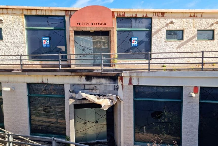 Sanidad estudia destinar el edificio adquirido para administración a consultas externas del hospital