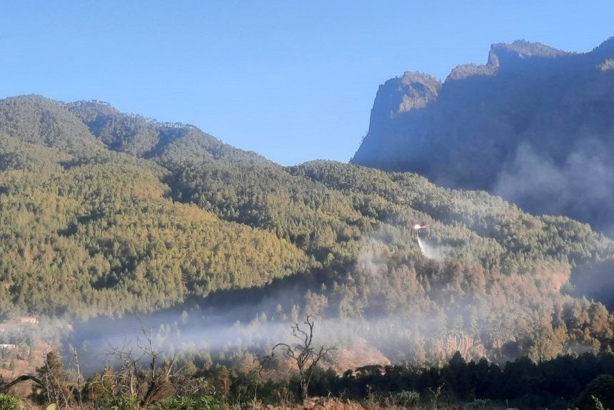 Sergio Rodríguez destaca la “coordinación” y la “rapidez” en la extinción del incendio de El Paso que se espera “dar por controlado” esta tarde