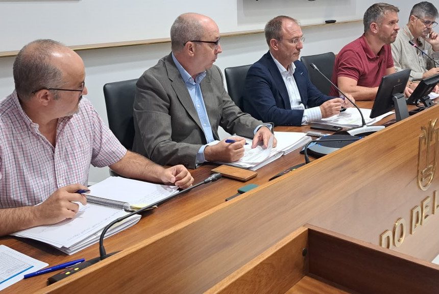 FORMATO REUNION CIALP Proponen incorporar la desalación en el Plan Hidrológico aunque no se prevé un aumento de la demanda de agua en la isla