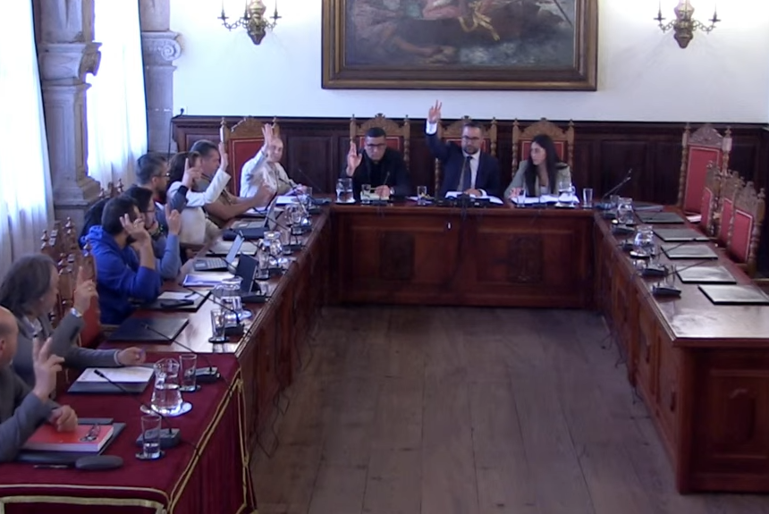 PP y CC aprueban el presupuesto de Santa Cruz de La Palma y la oposición abandona el pleno al sentirse “ninguneada”