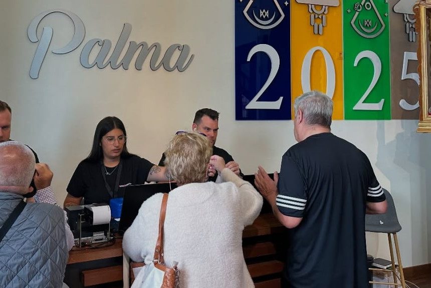 FORMATO VENTA ENTRADA ENANOS Agotadas las entradas online para los Enanos del 10 de julio, pero aún disponibles en formato físico