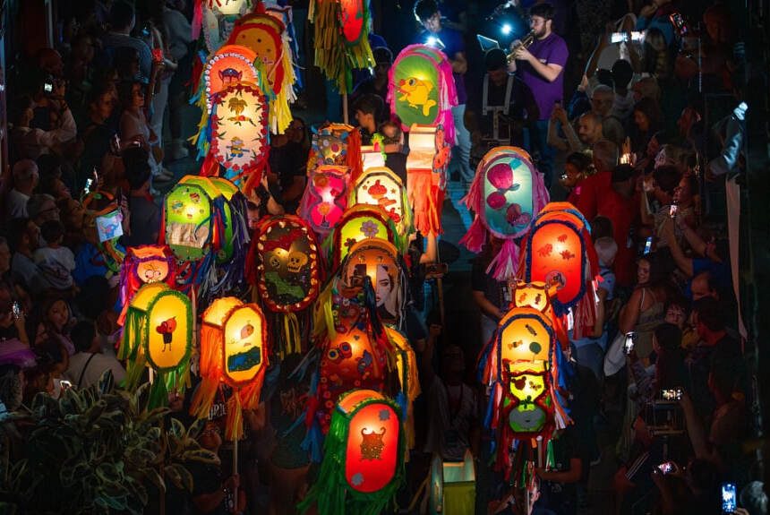 La Pandorga vuelve a iluminar Santa Cruz de La Palma diez años después