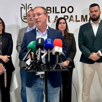 Mónica Gómez asume Transición Ecológica y Susa Armas pasa a Educación, Artesanía y Empleo en el Cabildo