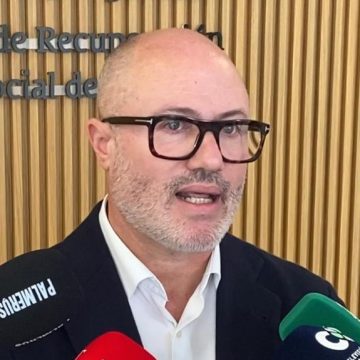 Pedro Afonso: “O vamos a procedimientos excepcionales o no recuperamos esta isla en el marco que la gente necesita que se recupere”