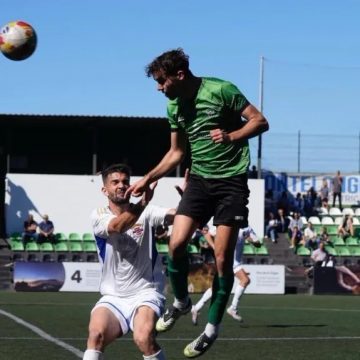 FORMATO ATLETICO PASO TENISCA El Atlético Paso recupera el liderato en Tercera tras empatar el derbi ante el Tenisca
