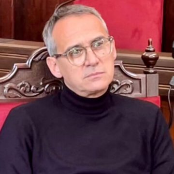 FORMATO ENTREVISTA JAVIER LLAMAS Javier Llamas (I): “Se está haciendo un trabajo muy importante en la reconstrucción y necesitamos que no se frene”