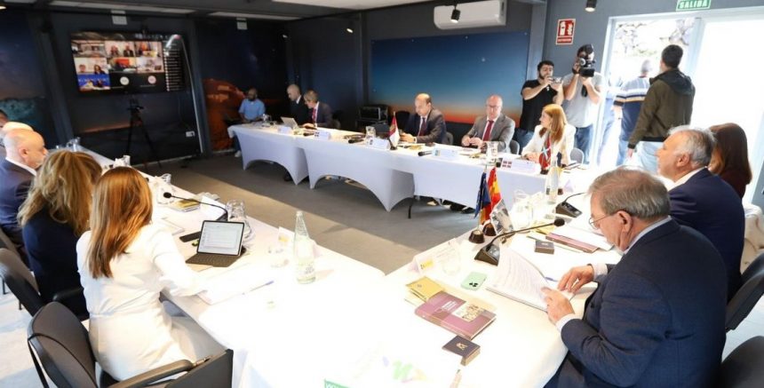 El Gobierno anuncia en Fuencaliente pruebas de ADN para familiares de desaparecidos de la Guerra Civil