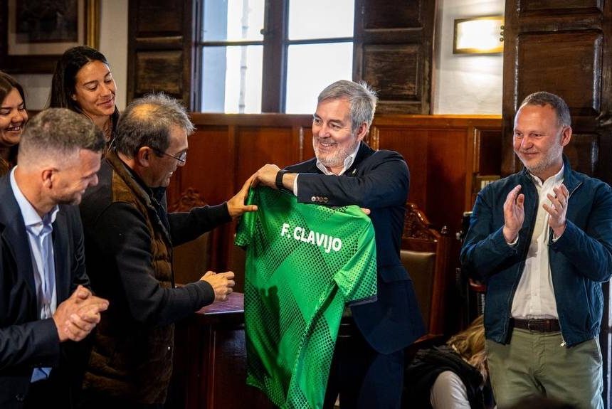 FORMATO CLAVIJO EL PASO Clavijo vuelve a acusar en La Palma al Gobierno de España de “ocultar información” sobre el Hondius