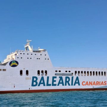 FORMATO JOSEFINA DE LA TORRE BALEARIA Santa Cruz de La Palma pierde la línea marítima directa de pasajeros con Cádiz