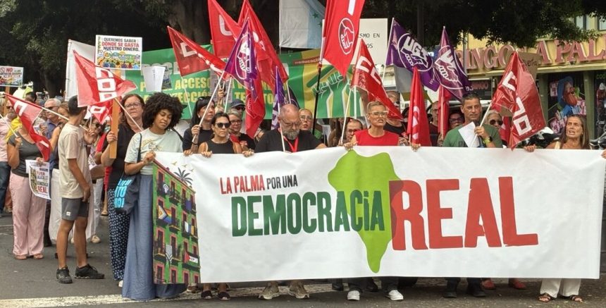 Nueve colectivos se movilizaron en Los Llanos de Aridane por una “democracia real”